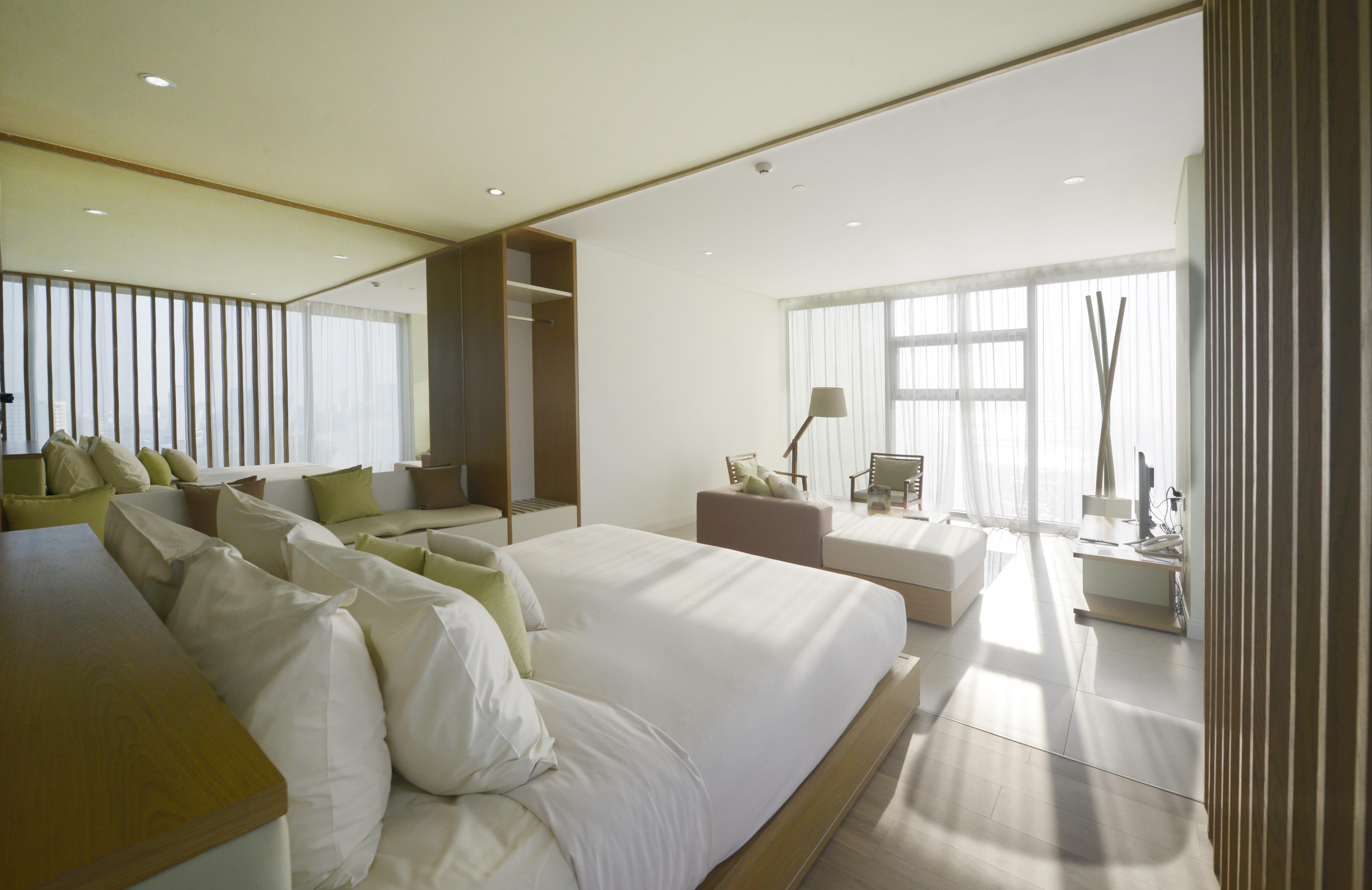 Fusion Suites Da Nang Bagian luar foto